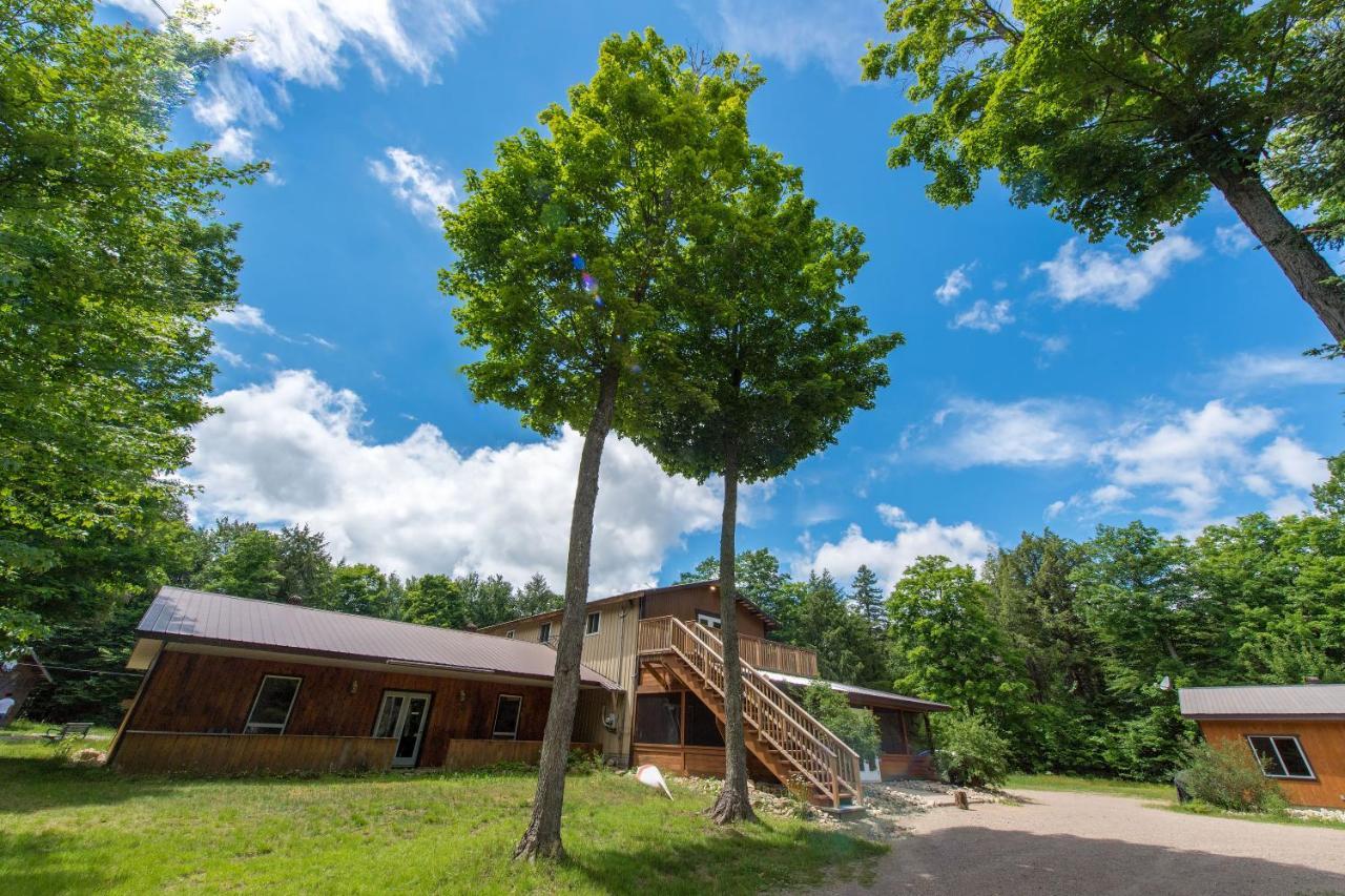 Madawaska Lodge-Cottage Exterior foto