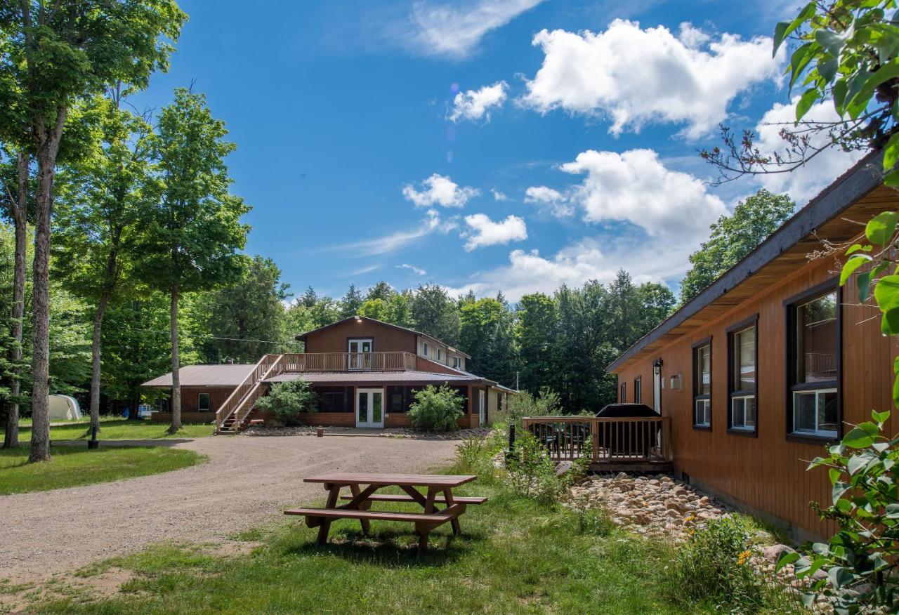 Madawaska Lodge-Cottage Exterior foto